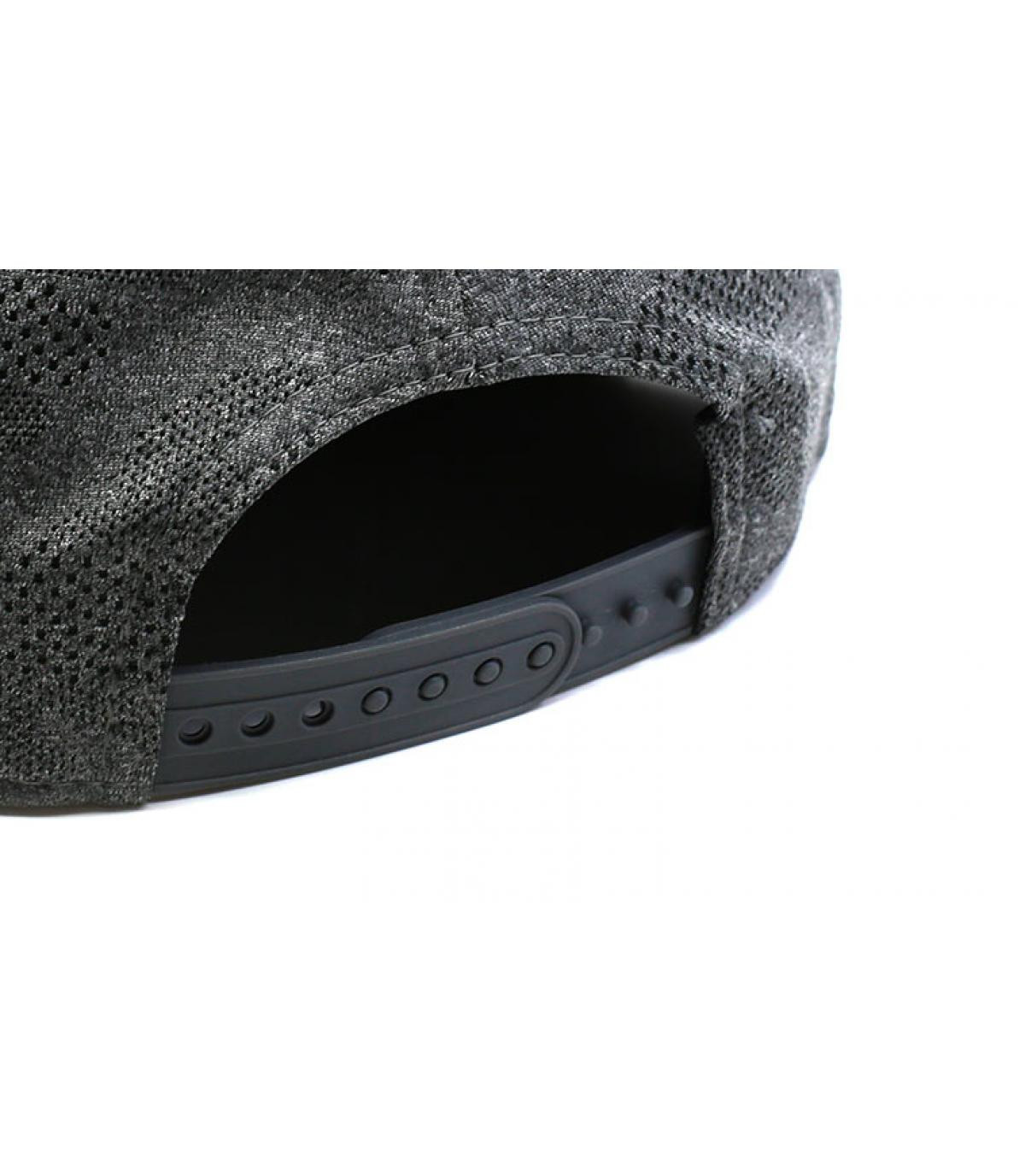 New Era Engineered Plus Raiders 950 gray black New Era Engineered Plus Raiders 950 gray black